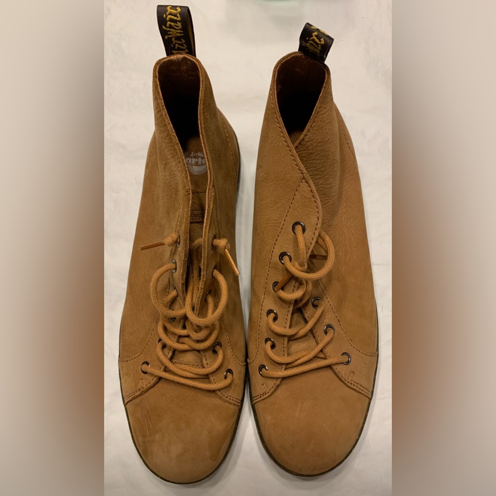 Men’s Dr. Martens Coburg Wyoming Suede Boots size 13